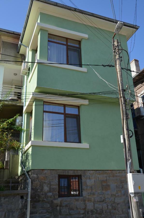 Our House In The Town Apartamento Veliko Tŭrnovo Exterior foto